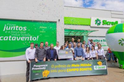 Associado de Campo Bonito (PR) ganha meio milhÃ£o de reais no sorteio especial de outubro da PoupanÃ§a Premiada Sicredi